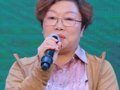 金牌企業(yè)制造副總裁 張代蘭：企業(yè)要生存，必須走光伏發(fā)電