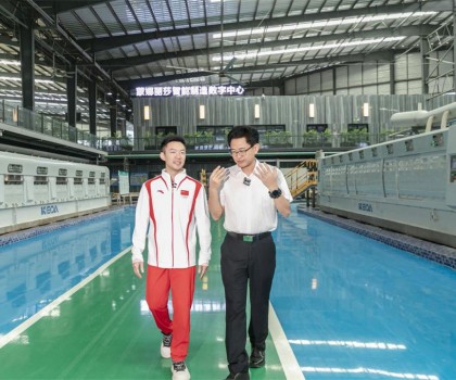 蒙娜麗莎數(shù)智化工廠引領建陶新風尚，奧運冠軍郭偉陽共鑒“中國智造”魅力