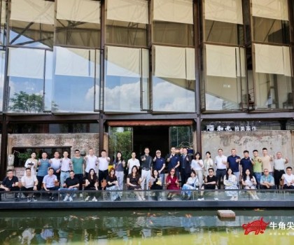 黃金比例重構(gòu)空間美學(xué)|牛角尖瓷磚1000×1600MM新品發(fā)布開(kāi)啟建陶高奢新紀(jì)元