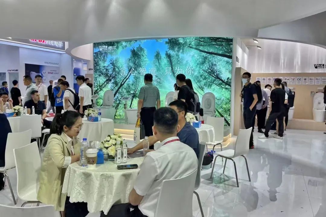 1686269963559988.jpg 640.jpg