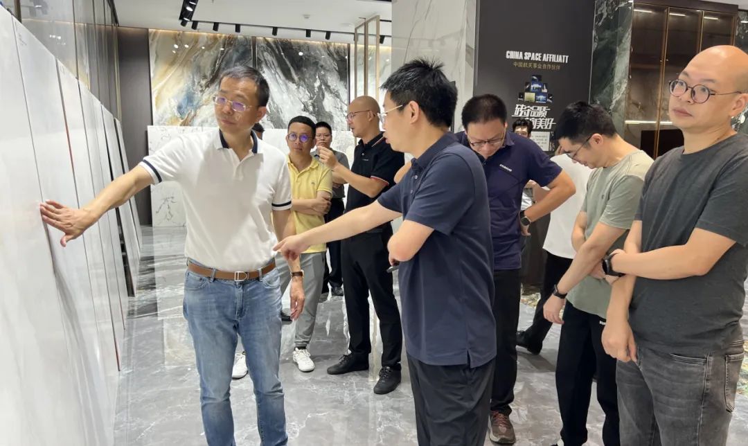 1691027578597421.jpg 640 (3).jpg