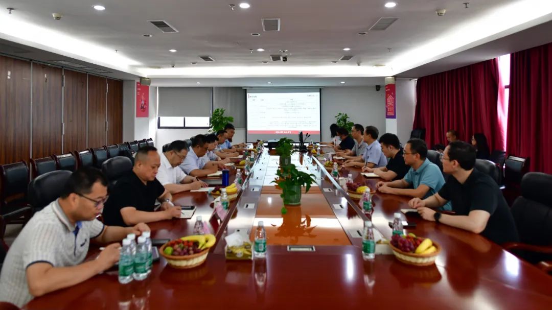 1695372052618333.jpg 助力實(shí)現(xiàn)雙碳目標(biāo)|建材行業(yè)碳排放解剖“麻雀”課題組赴東鵬基地調(diào)研2.jpg