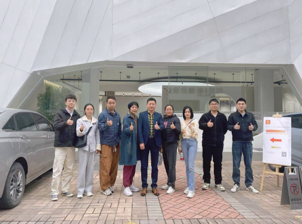 1709883233541698.png image.png