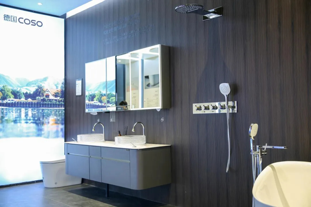 德國(guó)COSO衛(wèi)浴驚艷亮相上海國(guó)際酒店展12.jpg